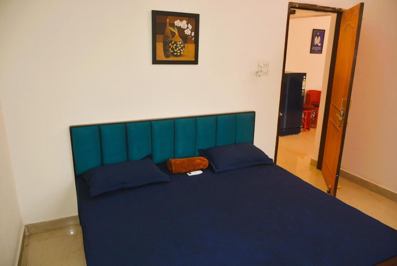ג'אבלפור Blue Beds Homestay, Exotic 2Bhk Ac House מראה חיצוני תמונה