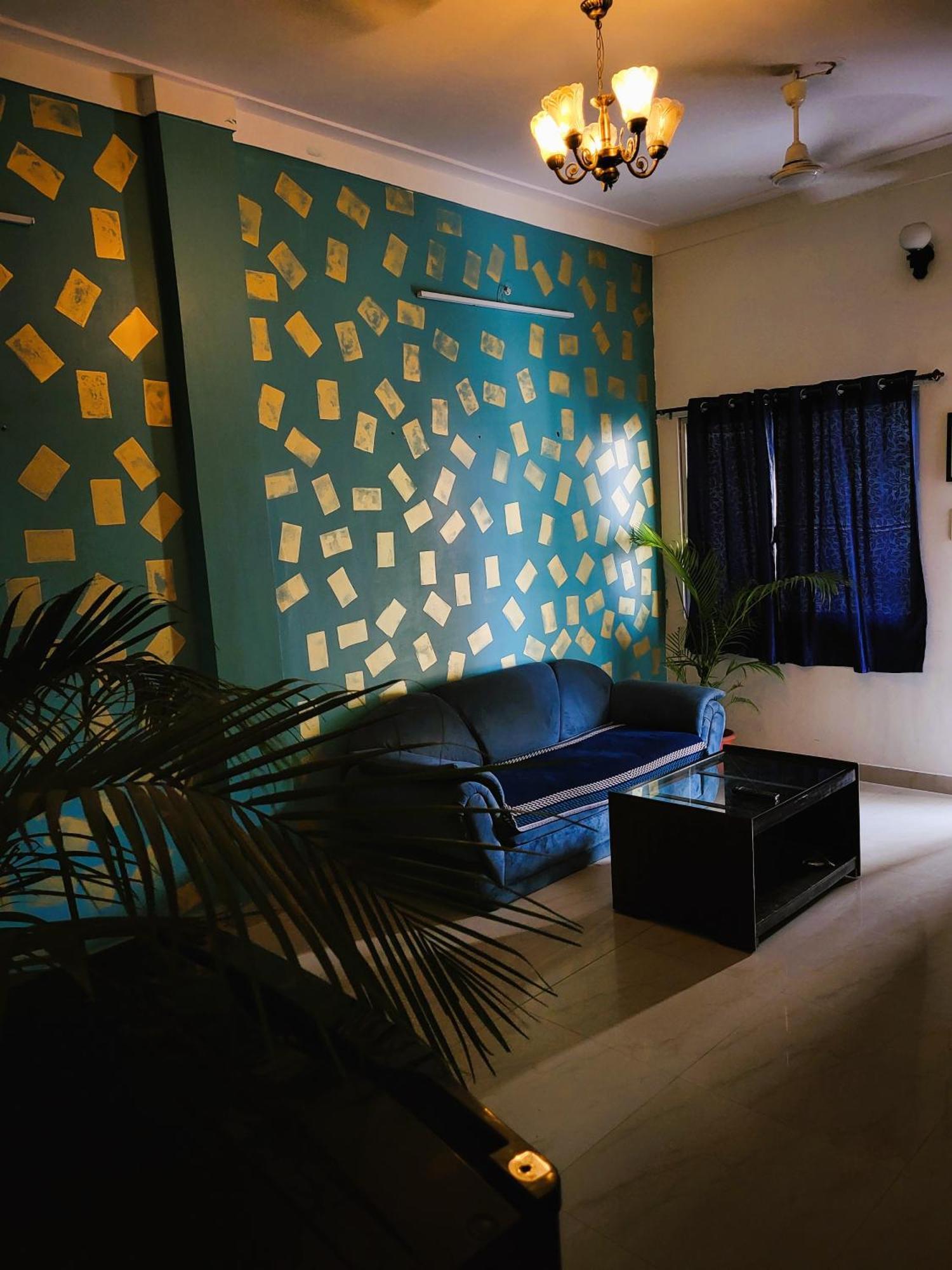 ג'אבלפור Blue Beds Homestay, Exotic 2Bhk Ac House מראה חיצוני תמונה