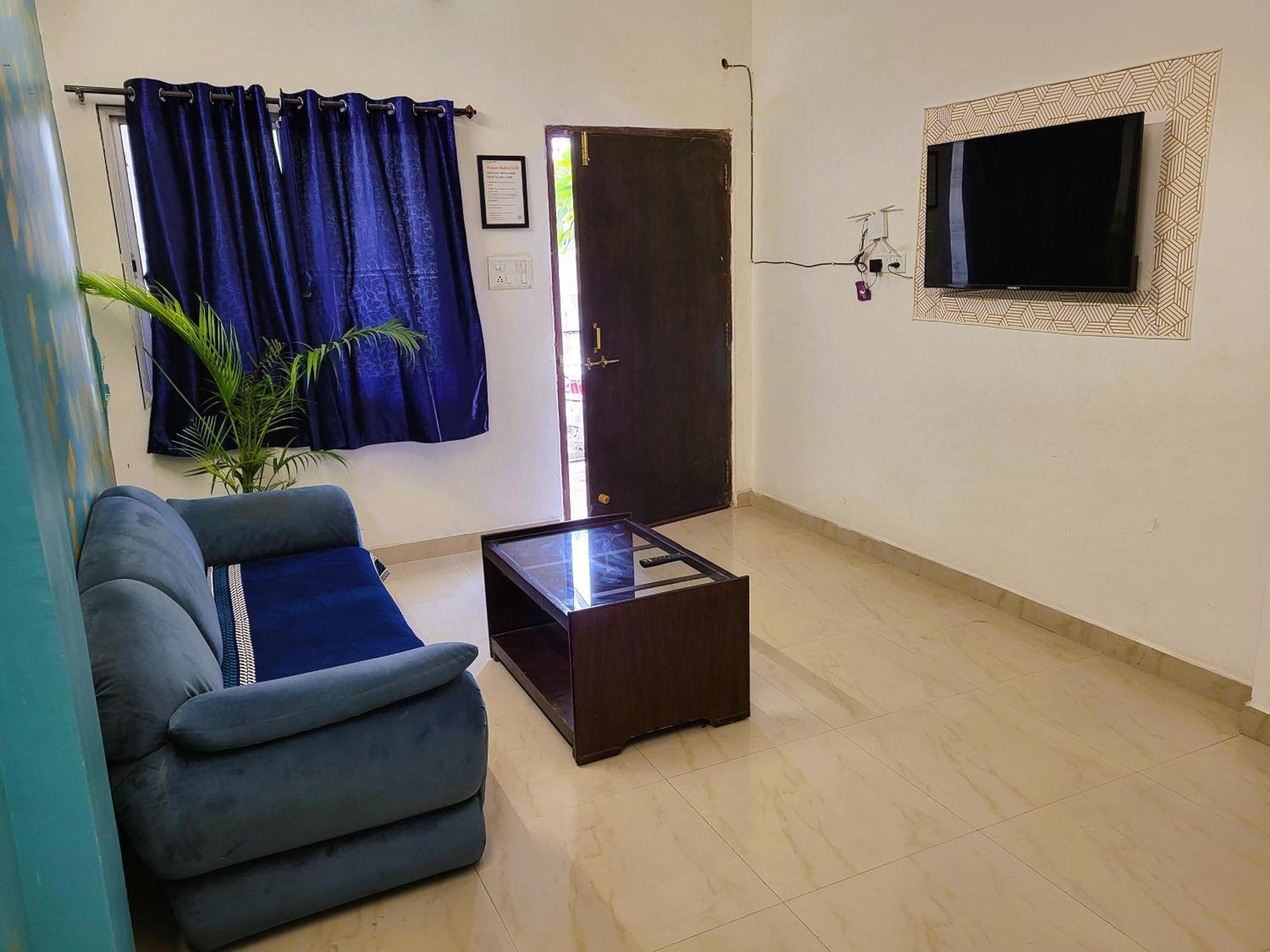 ג'אבלפור Blue Beds Homestay, Exotic 2Bhk Ac House מראה חיצוני תמונה